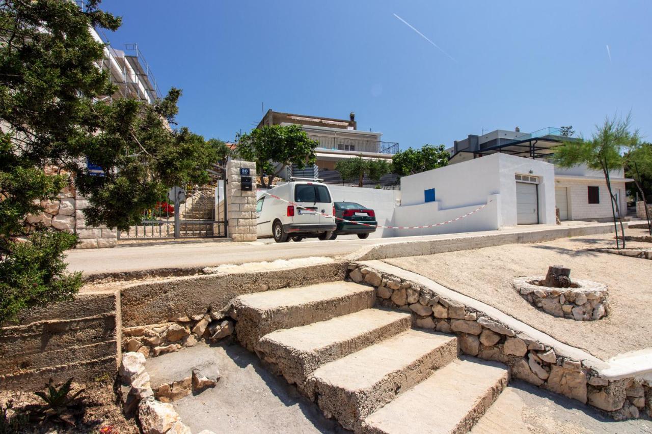 Apartment Astrid 5 M From Beach Vinisce Exterior photo